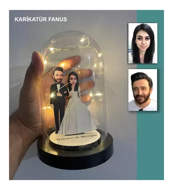 Kişiye Özel Evli, Sevgili, Çift , Gelin Damatışıklı Karikatür Fanus Biblo m8