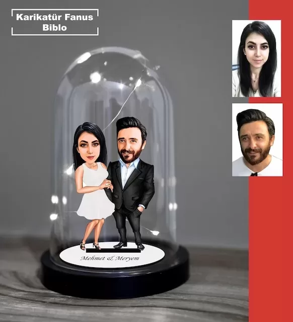 Kişiye Özel Evli, Sevgili, Çift , Gelin Damat Tasarımlı Işıklı Karikatür Fanus Biblo Fn31