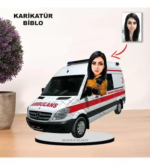 Kişiye Özel Karikatür Ambulans Şoförü Tasarımlı Kadın Biblo Xkbk10