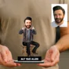 Kişiye Özel Mezatçı Karikatürlü 18 cm MDF Masaüstü Biblo – Mezatçı Hediyesi | Yeni İş ve Meslek Hediyesi