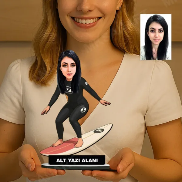 Kişiye Özel Surf Yapan Kadın Karikatürlü 18 cm MDF Masaüstü Biblo - Masaüstü Hediye