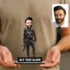 Jandarma Uzman Çavuş Temalı Kişiye Özel Karikatürlü 18 cm MDF Masaüstü Biblo – Jandarma Uzman Çavuş Hediyesi | Yeni İş ve Meslek Hediyesi